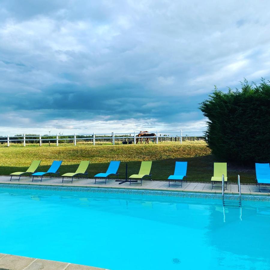 Loveyou Villalunoterie Futuroscope Piscine Spa 4Pers Oyre Exterior photo